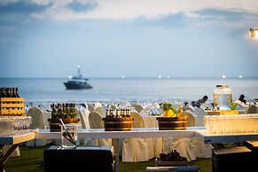 Phuket Marriott Resort & Spa, Merlin Beach