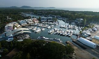 NH Boat Lagoon Phuket Resort