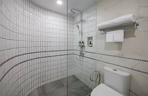 NH Boat Lagoon Phuket Resort