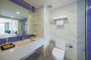 NH Boat Lagoon Phuket Resort