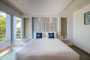 NH Boat Lagoon Phuket Resort