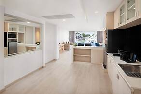 NH Boat Lagoon Phuket Resort