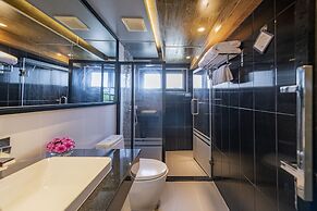 NH Boat Lagoon Phuket Resort