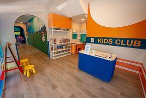 NH Boat Lagoon Phuket Resort