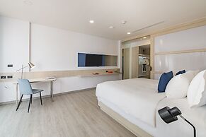 NH Boat Lagoon Phuket Resort