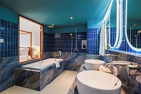 Patong Beach Hotel by See2Sea