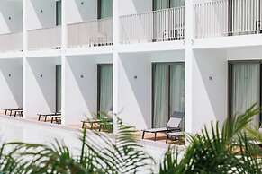 Patong Beach Hotel by See2Sea