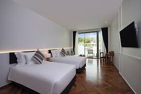 Patong Beach Hotel by See2Sea