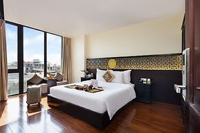 Thanh Lich Royal Boutique Hotel