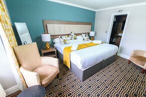 The George Hotel