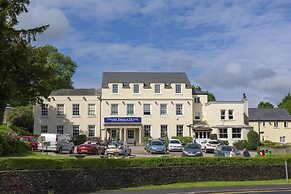 Newby Bridge Hotel