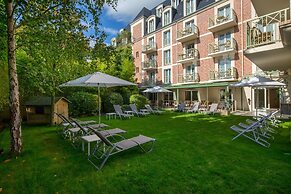  La Closerie – SPA & Résidence Hôtel