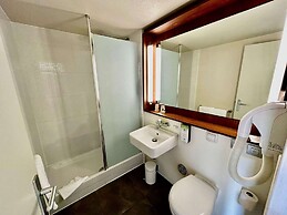 Hotel Campanile Montargis - Amilly