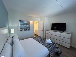Esplanade Suites, a Sundance Vacations Property