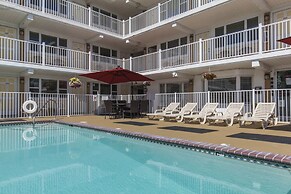 Esplanade Suites, a Sundance Vacations Property