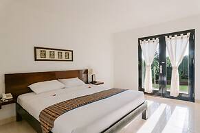 Legong Keraton Beach Hotel