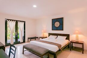 Legong Keraton Beach Hotel