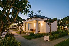 Legong Keraton Beach Hotel