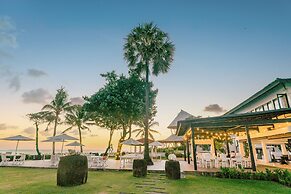 Legong Keraton Beach Hotel