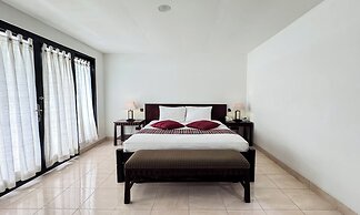 Legong Keraton Beach Hotel