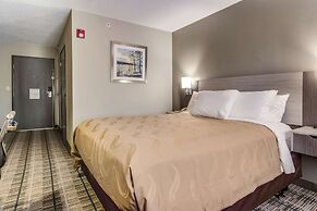 Quality Inn & Suites Grove City - Outlet Mall