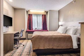 Quality Inn & Suites Grove City - Outlet Mall