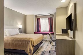 Quality Inn & Suites Grove City - Outlet Mall