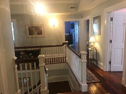 Six Acres Bed & Breakfast