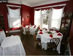 Six Acres Bed & Breakfast