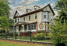 Wilbraham Mansion