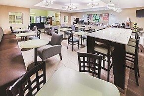 La Quinta Inn & Suites by Wyndham Corpus Christi Northwest