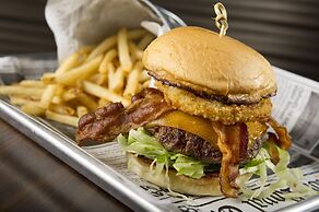 Holiday Inn El Paso Airport by IHG