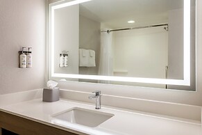 Holiday Inn Express & Suites Flowood by IHG