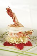 Shanti Maurice Resort & Spa