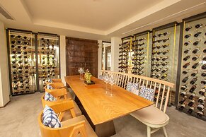 Shanti Maurice Resort & Spa