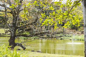 Shanti Maurice Resort & Spa