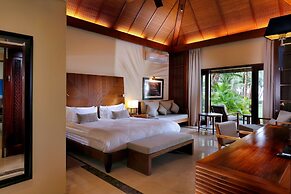 Shanti Maurice Resort & Spa