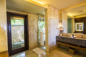 Shanti Maurice Resort & Spa