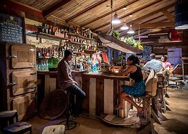 Shanti Maurice Resort & Spa