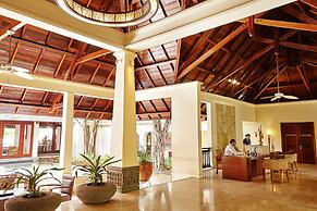 Shanti Maurice Resort & Spa