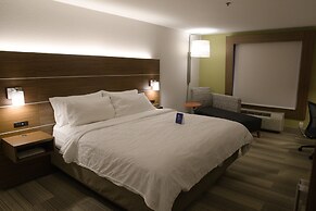 Holiday Inn Express & Suites Douglas by IHG