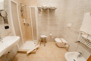 Hotel Accord Le Rose