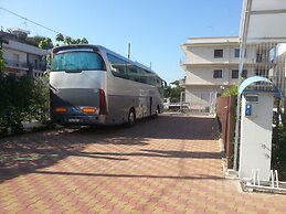 Hotel Accord Le Rose