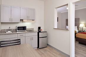 Econo Lodge Inn & Suites Port Arthur near Sabine Pass