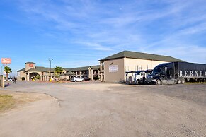 Econo Lodge Inn & Suites Port Arthur near Sabine Pass