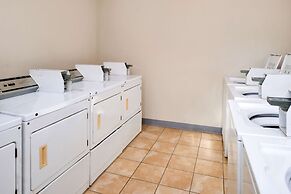 Econo Lodge Inn & Suites Port Arthur near Sabine Pass