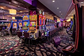 Harrah's Metropolis Hotel & Casino - A Caesars Rewards Destination