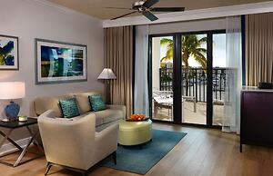 Naples Bay Resort & Marina