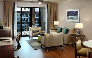 Naples Bay Resort & Marina