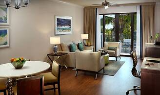 Naples Bay Resort & Marina